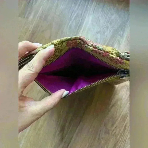 HOBO Snakeskin Floral Yellow Gold Trifold Clutch Wallet - Picture 3 of 6